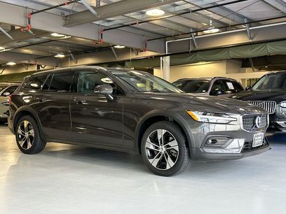 Certified 2025 Volvo V60 B5 Cross Country Plus