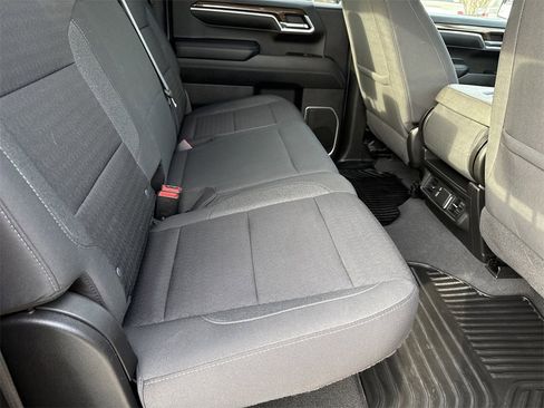 Used 2022 Chevrolet Silverado 1500 LT image 15