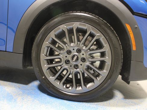 Certified 2025 MINI Cooper S image 24