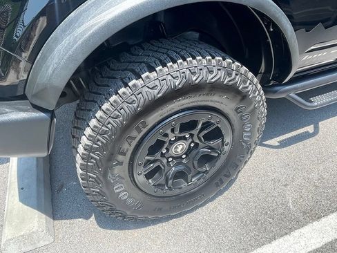 Used 2022 Ford Bronco Wildtrak AWD/4WD image 9