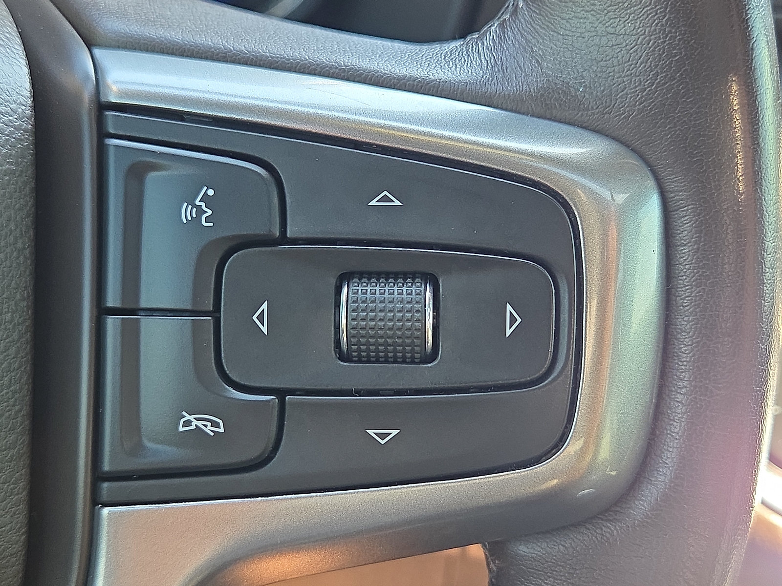 Used 2023 Chevrolet Tahoe LT AWD/4WD image 22