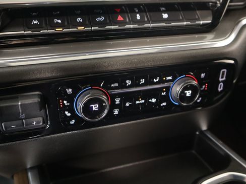 Used 2023 Chevrolet Silverado 1500 High Country w/ Technology Package image 7