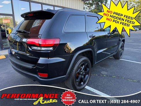 Used 2019 Jeep Grand Cherokee Laredo AWD/4WD image 6