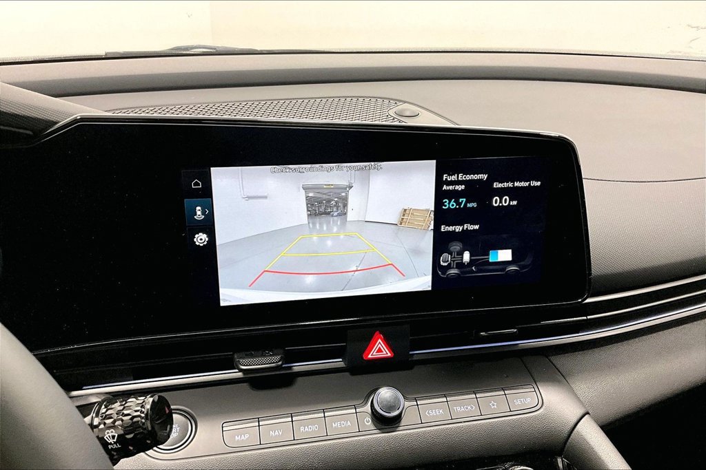 New 2026 Hyundai Elantra SEL FWD image 16
