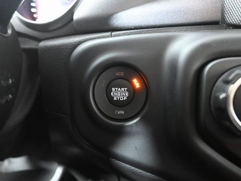 Used 2021 Jeep Gladiator Mojave image 33