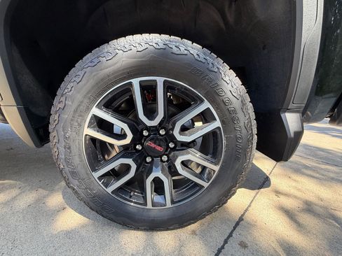 New 2026 GMC Sierra 1500 AT4 w/ AT4 Premium Package AWD/4WD image 39