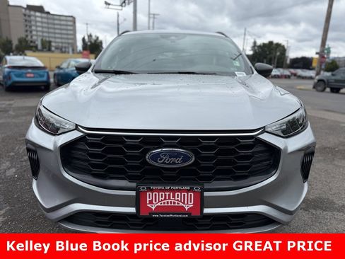 Used 2024 Ford Escape ST-Line image 7