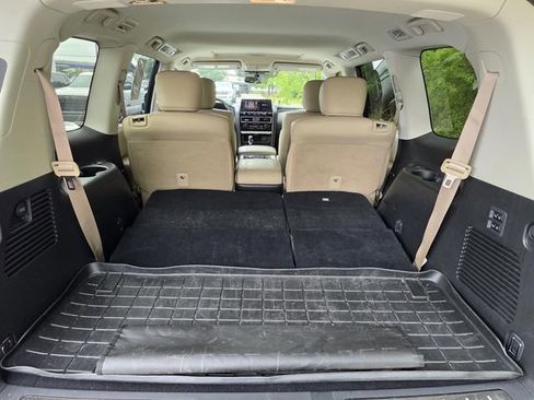 Used 2024 Nissan Armada Platinum w/ Captain's Chairs Package AWD/4WD image 15