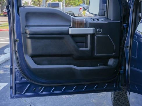 Used 2016 Ford F150 Lariat w/ Equipment Group 501A Mid AWD/4WD image 20