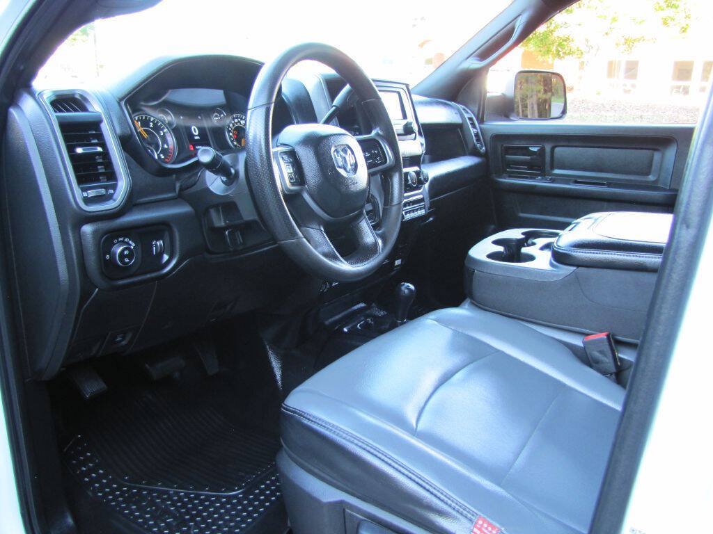 Used 2022 RAM 2500 Tradesman w/ Chrome Appearance Group AWD/4WD image 20