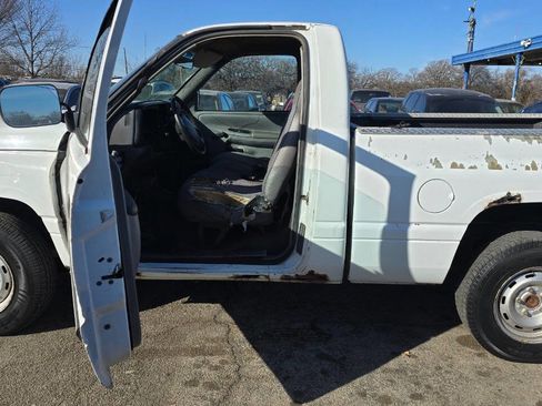 Used 1997 Dodge Ram 1500 Truck 2WD Regular Cab image 3