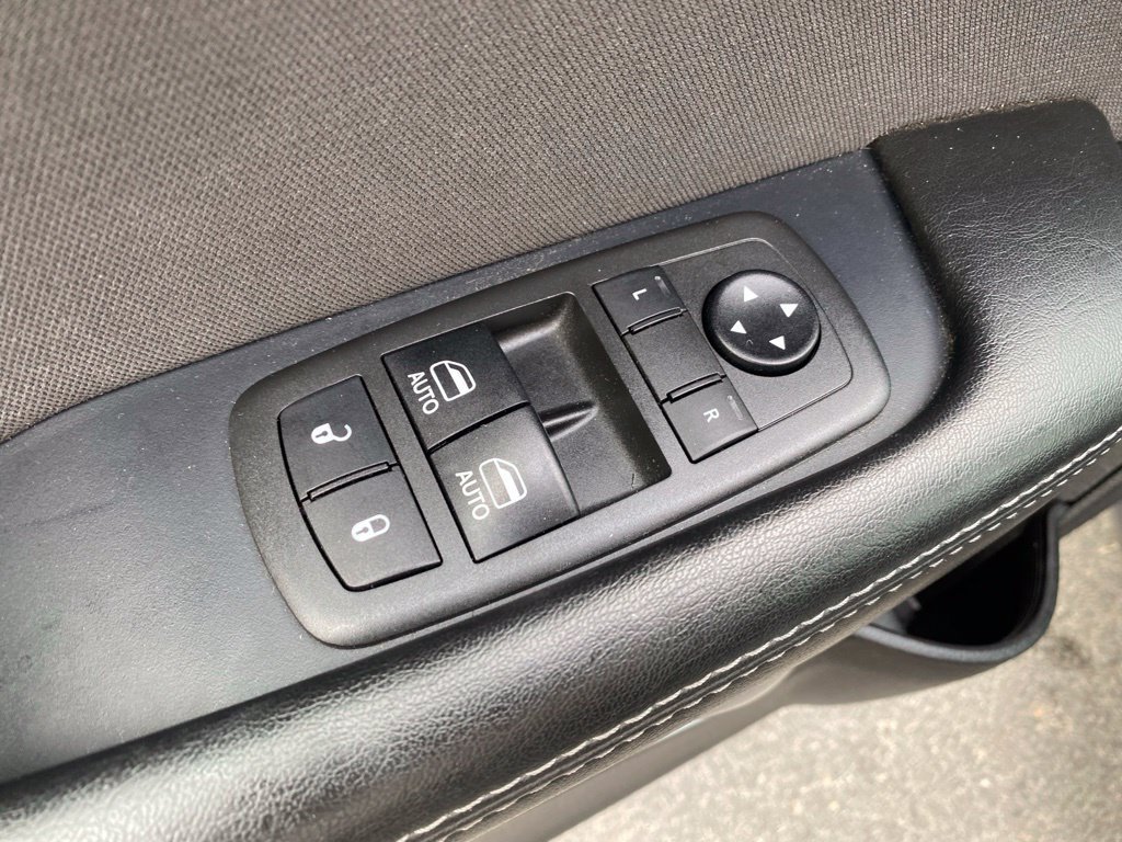 Used 2021 Dodge Challenger R/T Scat Pack RWD image 13