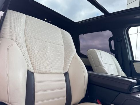 Used 2023 Toyota Tundra 1794 Edition image 19