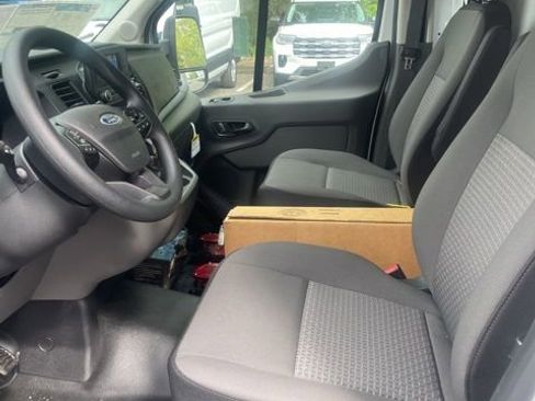 New 2025 Ford Transit 350 DRW w/ Interior Upgrade Package image 32