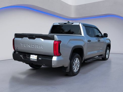Used 2024 Toyota Tundra SR5 w/ SR5 Convenience Package AWD/4WD image 9