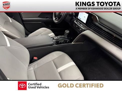 Certified 2025 Toyota Camry SE FWD image 10