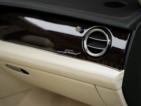 Used 2021 Bentley Bentayga Speed AWD/4WD image 55