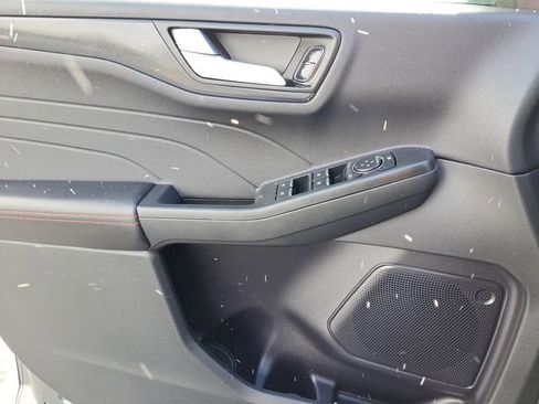 Certified 2024 Ford Escape ST-Line w/ Tech Pack #1 image 19