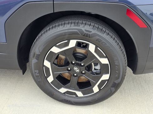 Used 2026 Hyundai Santa Fe SEL FWD image 9