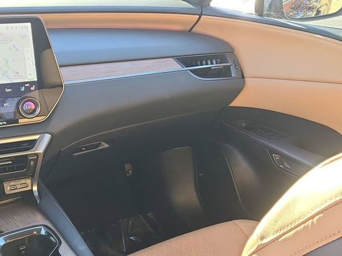 Used 2025 Lexus RX 350 350h Premium Plus image 23