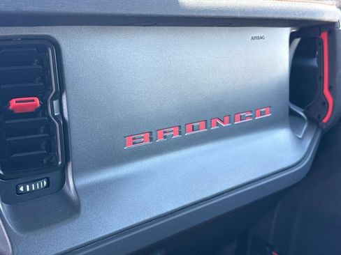 Used 2025 Ford Bronco Raptor AWD/4WD image 35