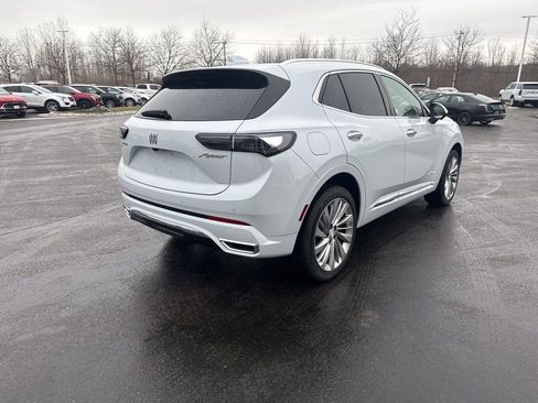 New 2026 Buick Envision Avenir image 3