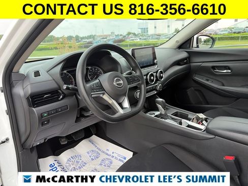 Used 2025 Nissan Sentra SV FWD image 47