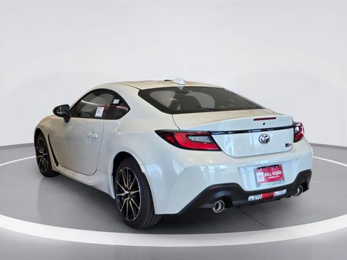 New 2026 Toyota GR86 w/ ALL Weather Mat Package (TMS) RWD image 4