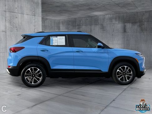 Certified 2024 Chevrolet TrailBlazer LT w/ Convenience Package FWD image 6