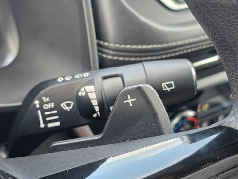 Used 2023 Nissan Rogue SV FWD image 34