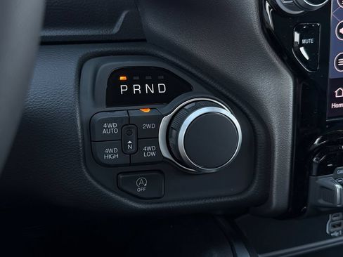 New 2026 RAM 1500 Big Horn AWD/4WD image 15