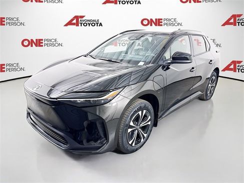 Certified 2025 Toyota bZ4X AWD w/ Weather Package image 3