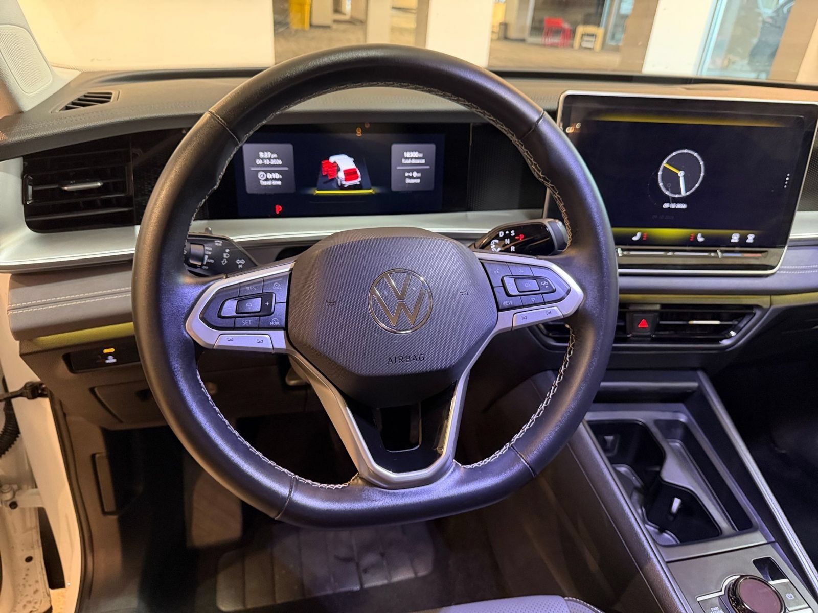 Used 2026 Volkswagen Tiguan SE AWD/4WD image 28