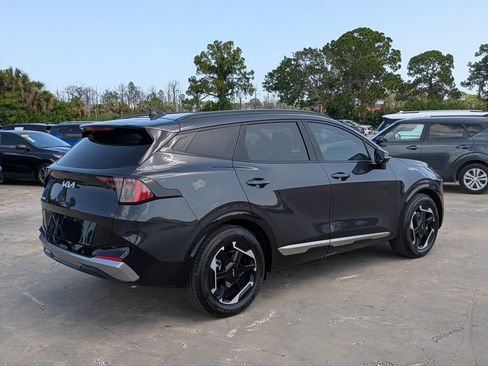 Certified 2026 Kia Sportage SX FWD image 8