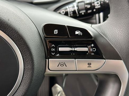 Used 2023 Hyundai Tucson SE image 13