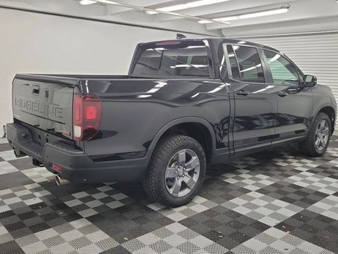 Used 2025 Honda Ridgeline TrailSport image 6