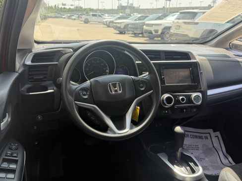 Used 2017 Honda Fit LX image 27