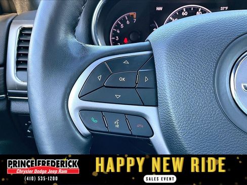 Used 2021 Jeep Grand Cherokee Limited image 15