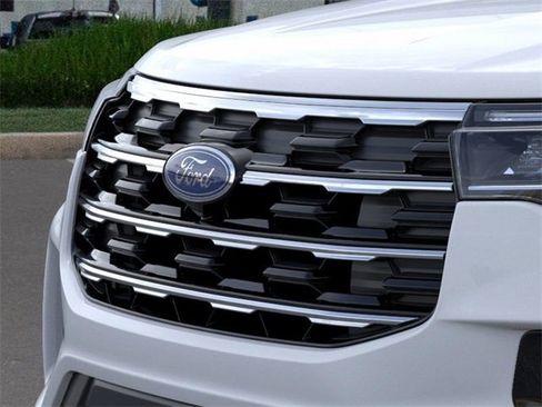 New 2026 Ford Explorer Active w/ Active Comfort Package image 17