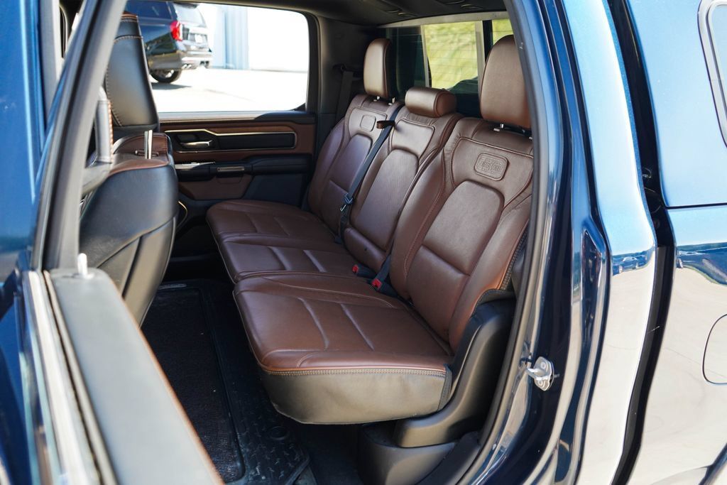 Used 2022 RAM 1500 Limited AWD/4WD image 9