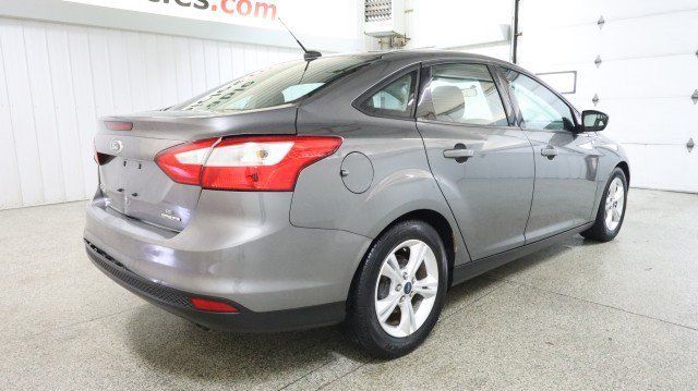 Used 2014 Ford Focus SE FWD image 6
