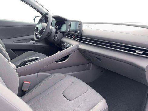 New 2026 Hyundai Elantra SE w/ Cargo Package image 15