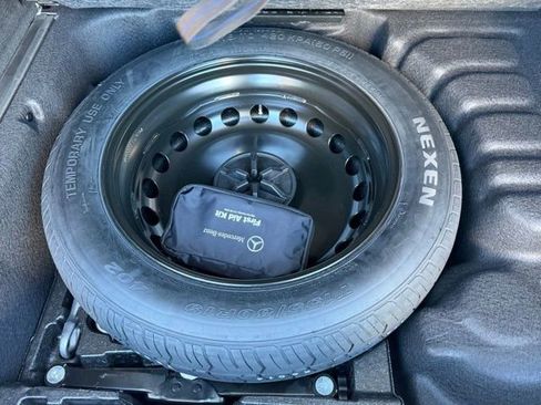 Used 2024 Mercedes-Benz GLE 580 4MATIC image 42