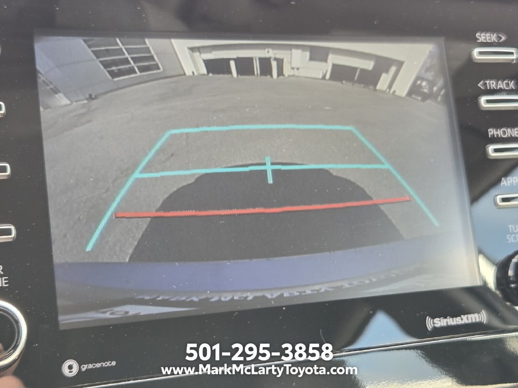 Used 2022 Toyota Camry SE FWD image 18