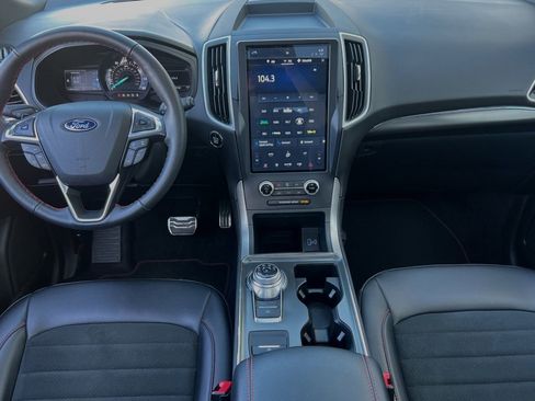 Used 2023 Ford Edge ST-Line w/ Class II Trailer Tow Package AWD/4WD image 16