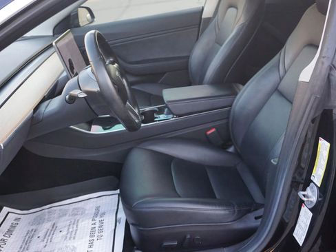 Used 2018 Tesla Model 3 Long Range image 19