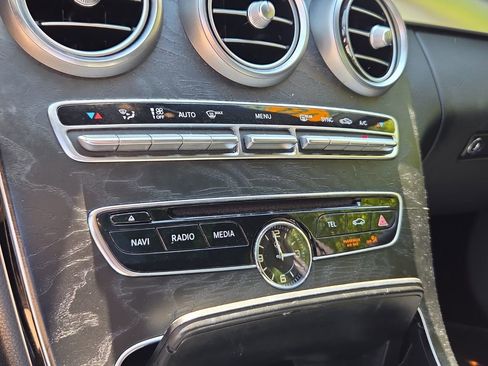 Used 2018 Mercedes-Benz C 300 Sedan image 22