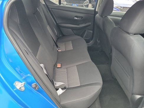 Used 2022 Nissan Sentra SV image 17