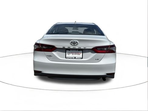 Used 2023 Toyota Camry LE FWD image 4