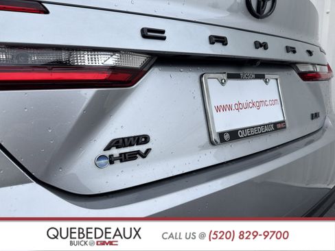 Used 2025 Toyota Camry LE image 9